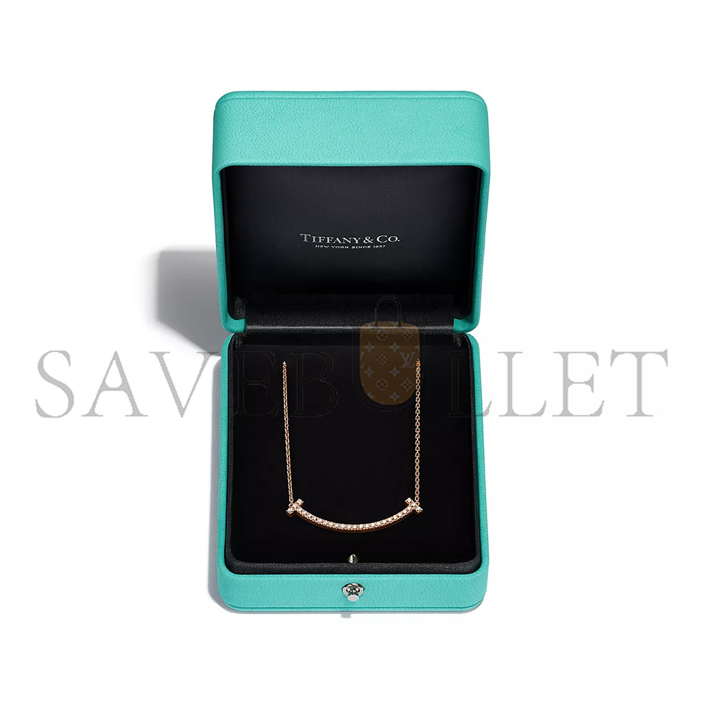 TIFFANY T MEDIUM SMILE PENDANT 67513282